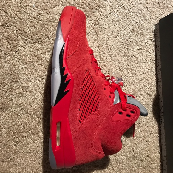 💯Jordan 5 red suede - Picture 3 of 8